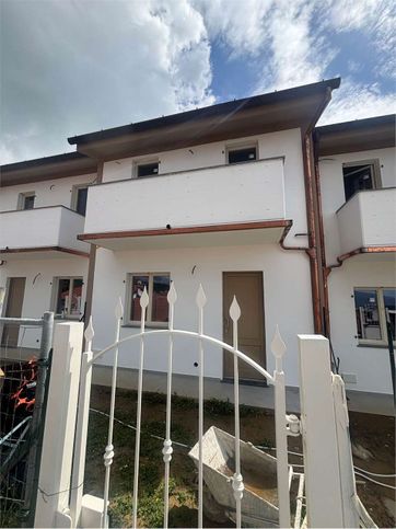 Villetta a schiera in residenziale in