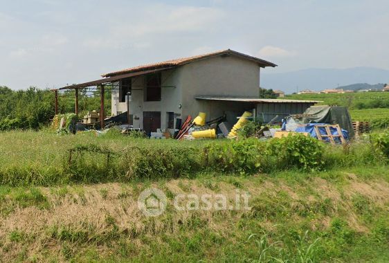 Capannone in commerciale in Borgo ANTIGA