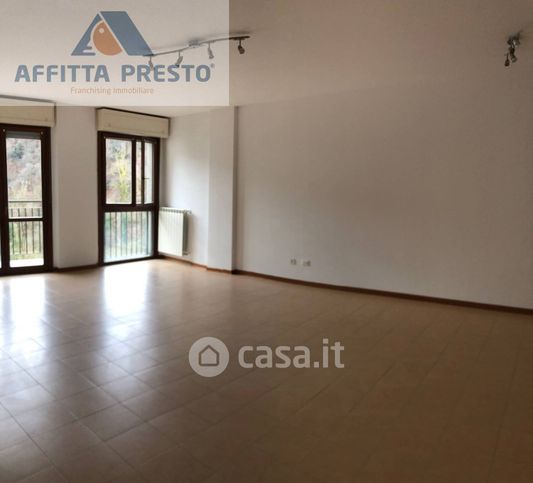 Appartamento in residenziale in Via F. Turati 106