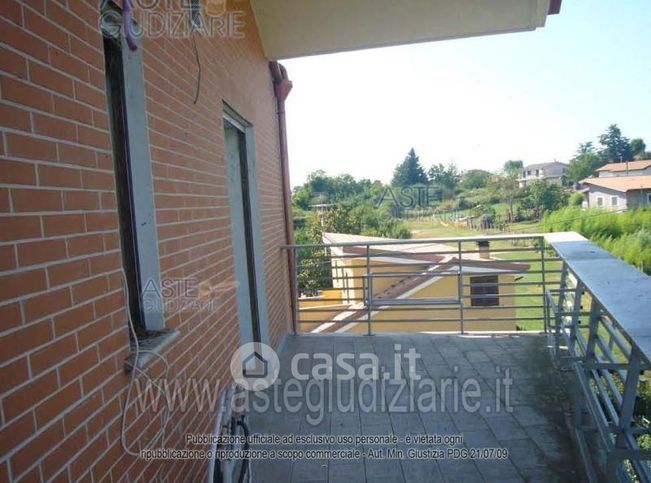 Appartamento in residenziale in Via Fontana Vecchia 38