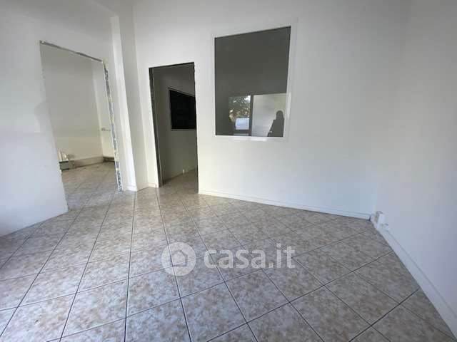 Ufficio in commerciale in Viale Romagna