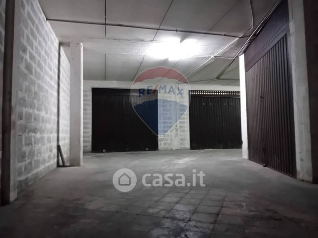 Garage/posto auto in residenziale in Via Giuseppe Colucci 6