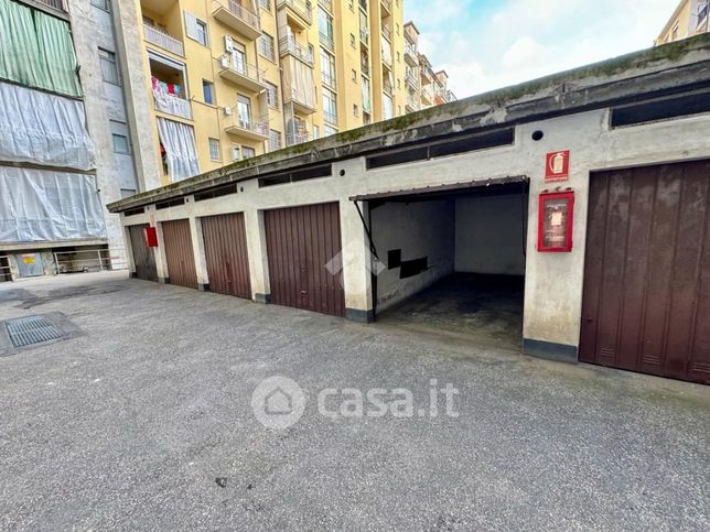 Garage/posto auto in residenziale in Via Giovanni da Verazzano 18