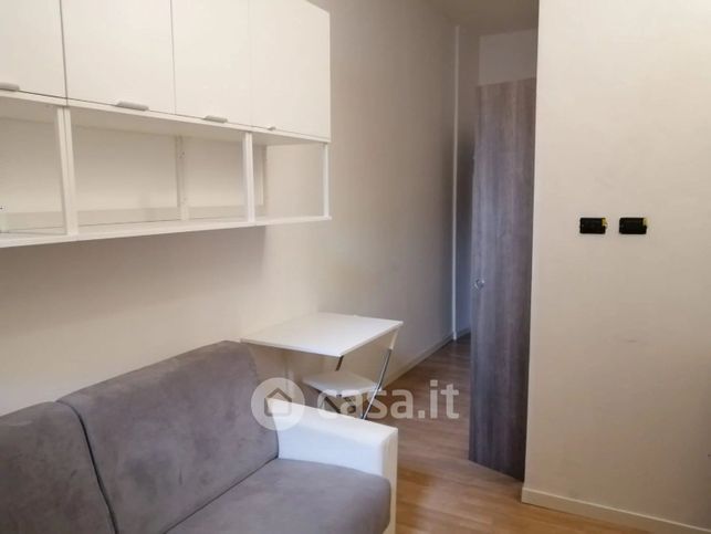 Appartamento in residenziale in Via Benigno Crespi