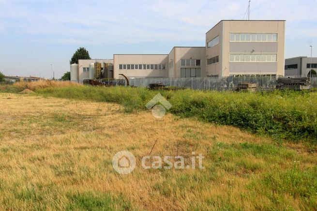 Terreno edificabile in residenziale in Via I Maggio