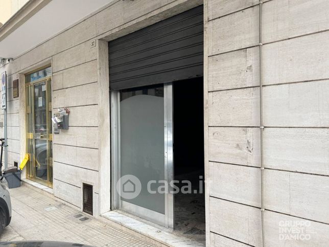 Capannone in commerciale in Via Virgilio