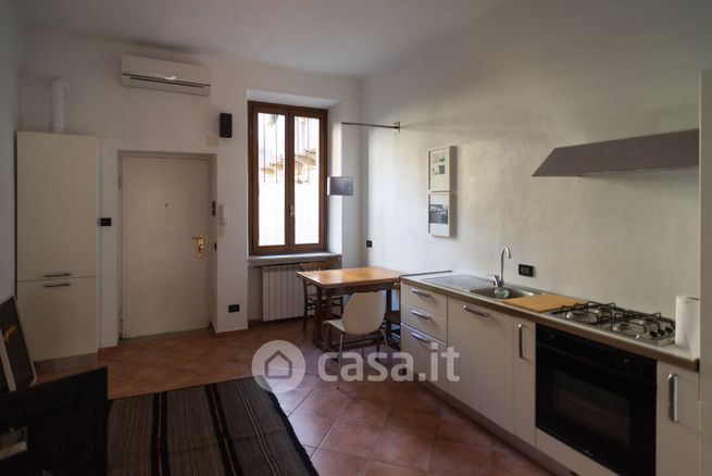 Appartamento in residenziale in Via Nino Oxilia, Milano, MI 26