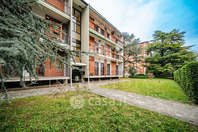Appartamento in residenziale in Via Senatore Diogene Valotti 8