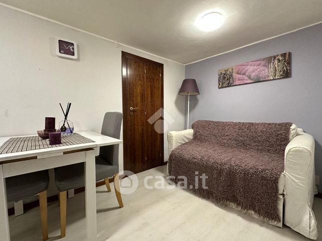 Appartamento in residenziale in Via Licciardi 13