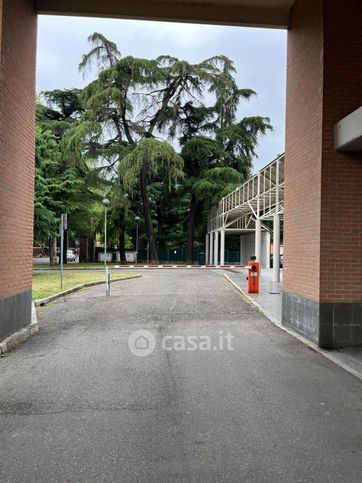 Box/posto auto in residenziale in Via Sante Vincenzi