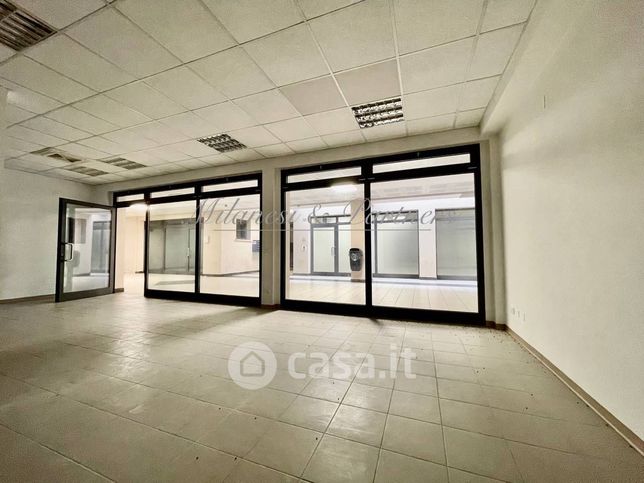 Ufficio in commerciale in Piazza Giovanni Paolo II 47 -131