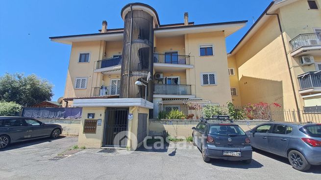 Appartamento in residenziale in Via Isernia