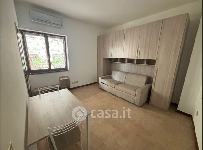 Appartamento in residenziale in Via Dante Alighieri 22