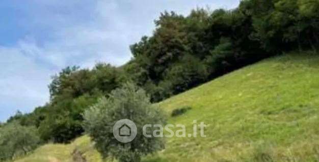 Terreno agricolo in commerciale in Via Val Bella