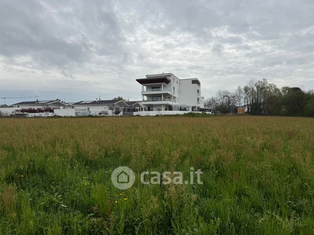 Terreno edificabile in residenziale in Via Kennedy 21