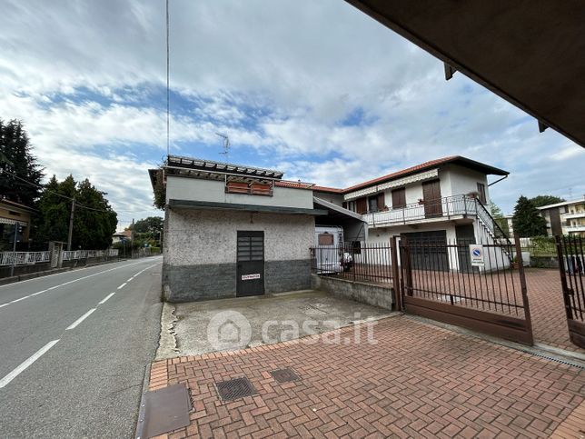 Casa indipendente in residenziale in Via Giuseppe Mazzini 54