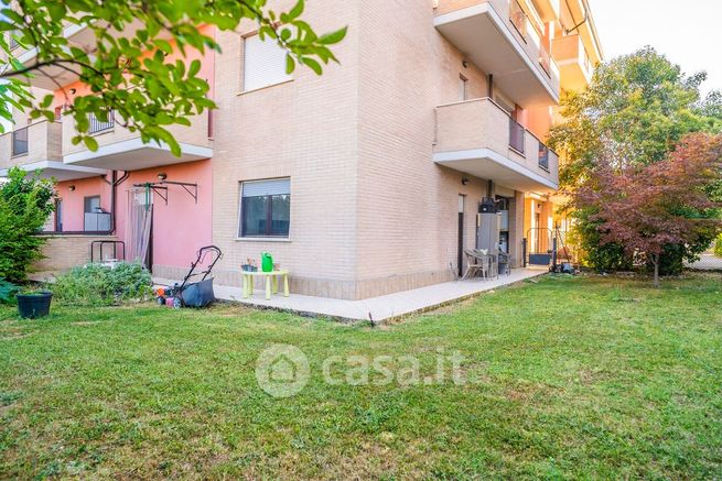Appartamento in residenziale in Via Carlo Poerio