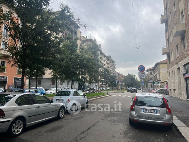 Garage/posto auto in residenziale in Via Carlo Vittadini