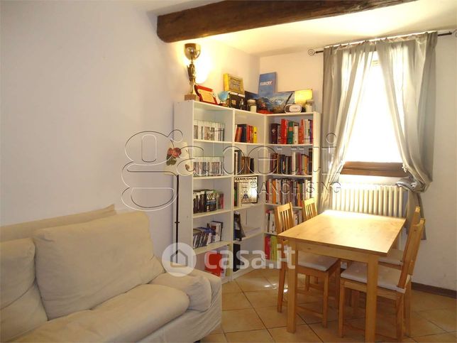 Casa indipendente in residenziale in Via Salinguerra