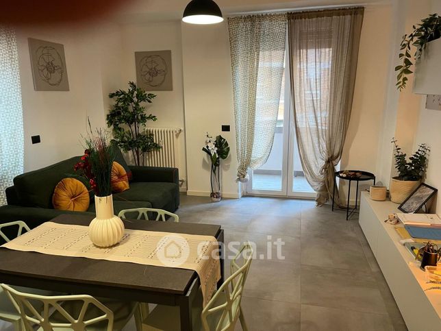 Appartamento in residenziale in Via Ippolito Nievo