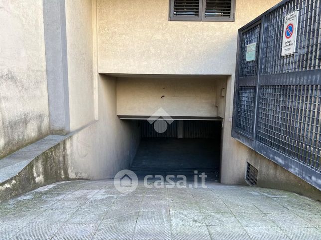 Garage/posto auto in residenziale in Via San Lorenzo 220