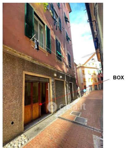 Box/posto auto in residenziale in Via Beata Chiara 10 R