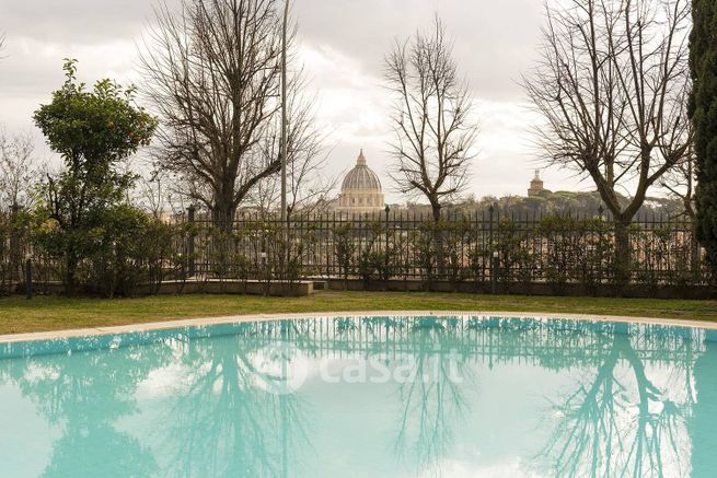 Appartamento in residenziale in Via Fedro