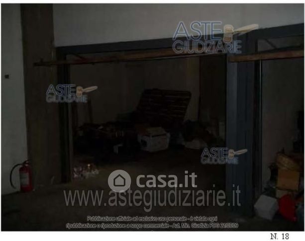 Garage/posto auto in residenziale in Via Mariani 44