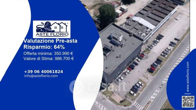 Ufficio in commerciale in Via Giuseppe di Vittorio 62 /A