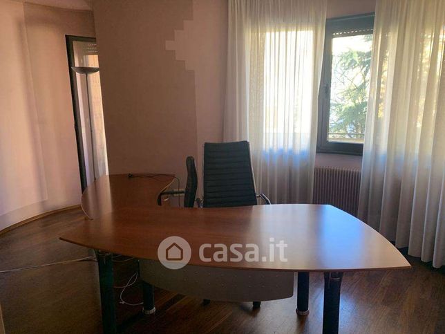 Ufficio in commerciale in Corso Antonio Rosmini 92