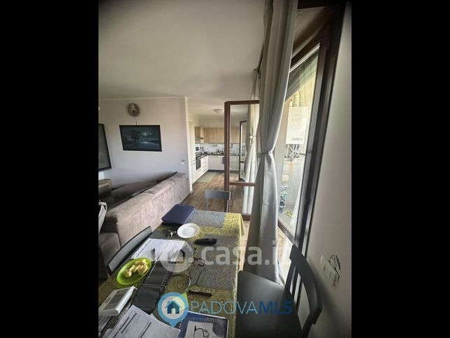 Appartamento in residenziale in Via Luxardo