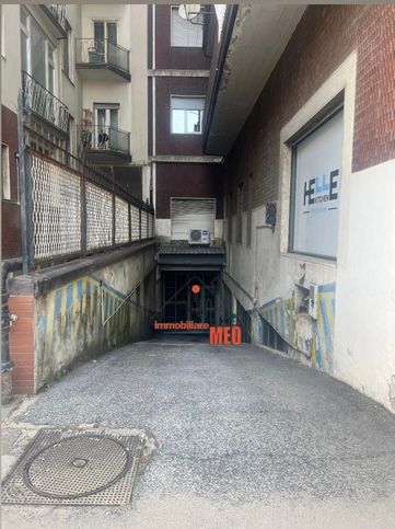 Garage/posto auto in residenziale in Corso Europa