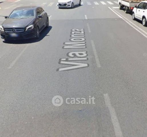 Appartamento in residenziale in Via Monza 9