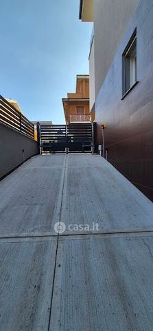 Box/posto auto in residenziale in Via Amedeo Modigliani 13