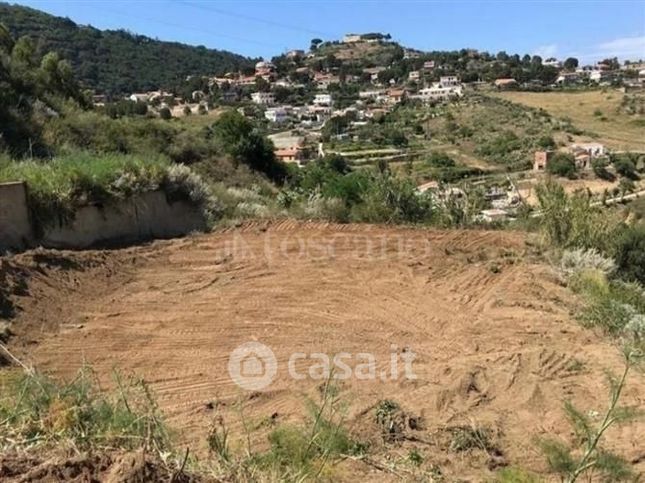 Terreno agricolo in commerciale in Torrente Curcuraci - Guardia