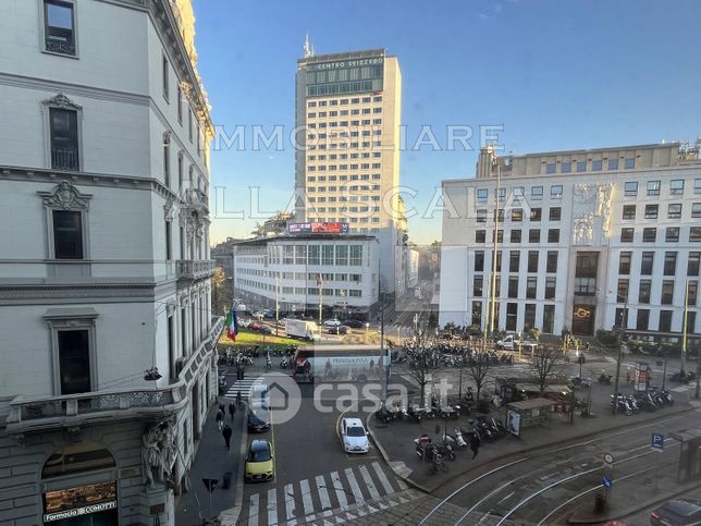 Ufficio in commerciale in Piazza Cavour