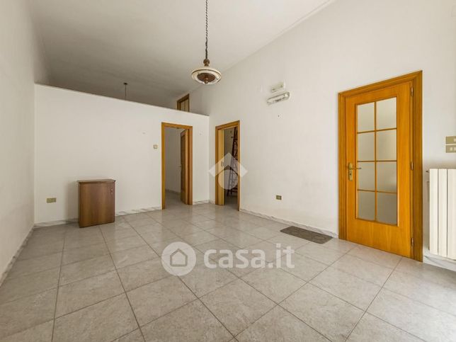 Appartamento in residenziale in Via Taranto 2