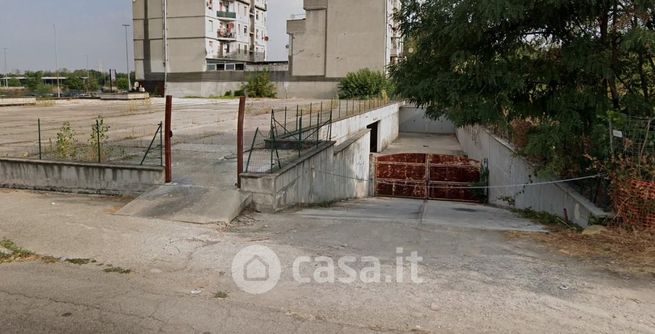 Box/posto auto in residenziale in Via Monviso 160