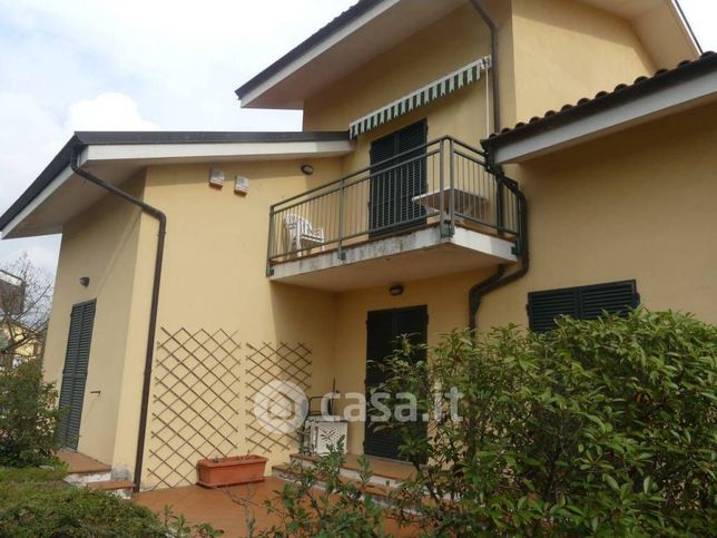 Appartamento in residenziale in Via Casavecchia 13