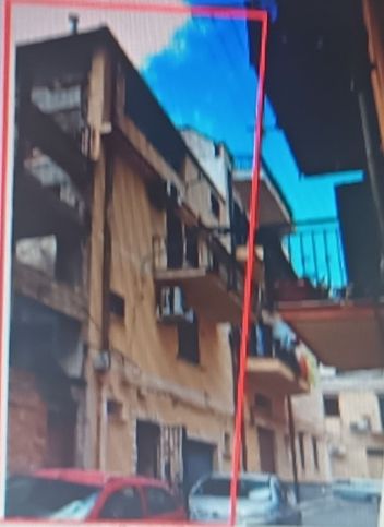 Casa indipendente in residenziale in Via Volturno