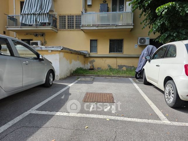 Box/posto auto in residenziale in Via Ambrogio Traversari