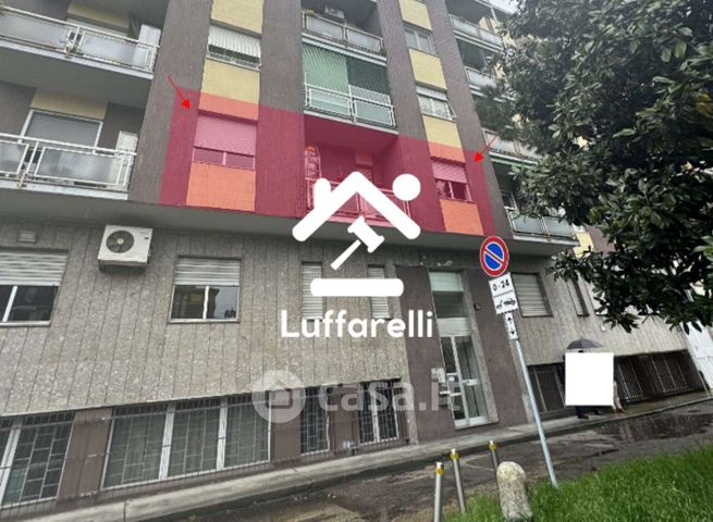 Appartamento in residenziale in Via Sapri 14