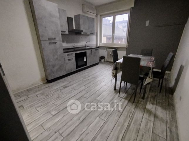 Appartamento in residenziale in Strada Balossini 6