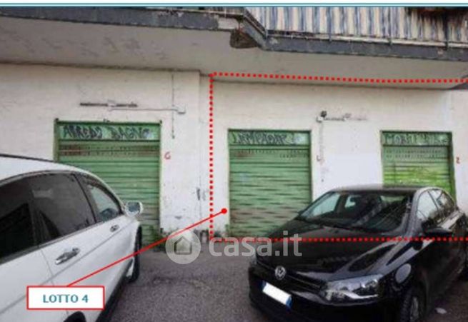 Box/posto auto in residenziale in Via Roma Verso Scampia