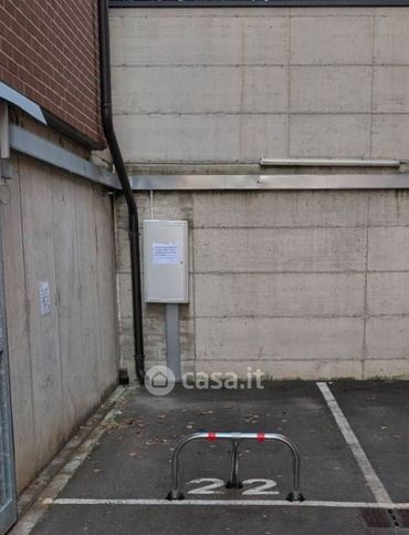 Box/posto auto in residenziale in Via delle Officine