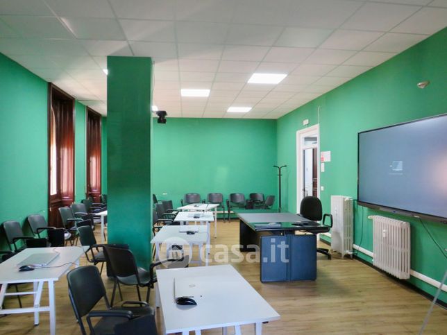 Ufficio in commerciale in Via San Vincenzo