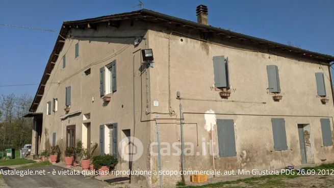 Capannone in commerciale in Via Santa Liberata