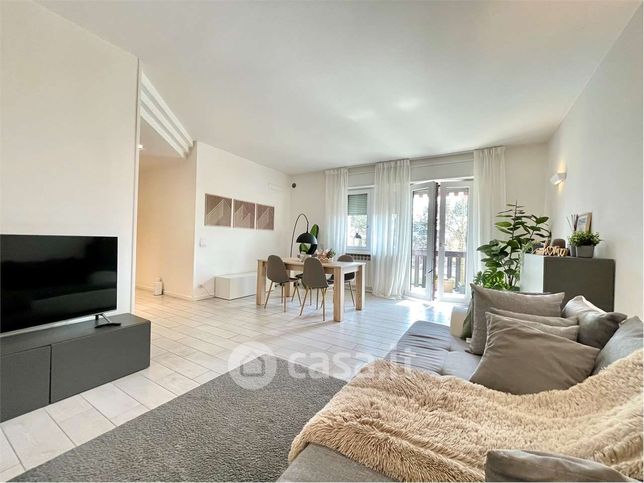 Appartamento in residenziale in Via Colli 42