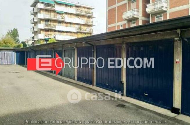 Box/posto auto in residenziale in Via XX Settembre