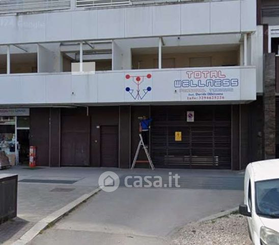 Box/posto auto in residenziale in Via Cesare Dante Cioce 40
